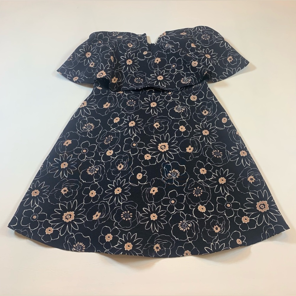 J.O.A strapless floral flutter dress size small fit and flare (bin K) - Picture 3 of 11